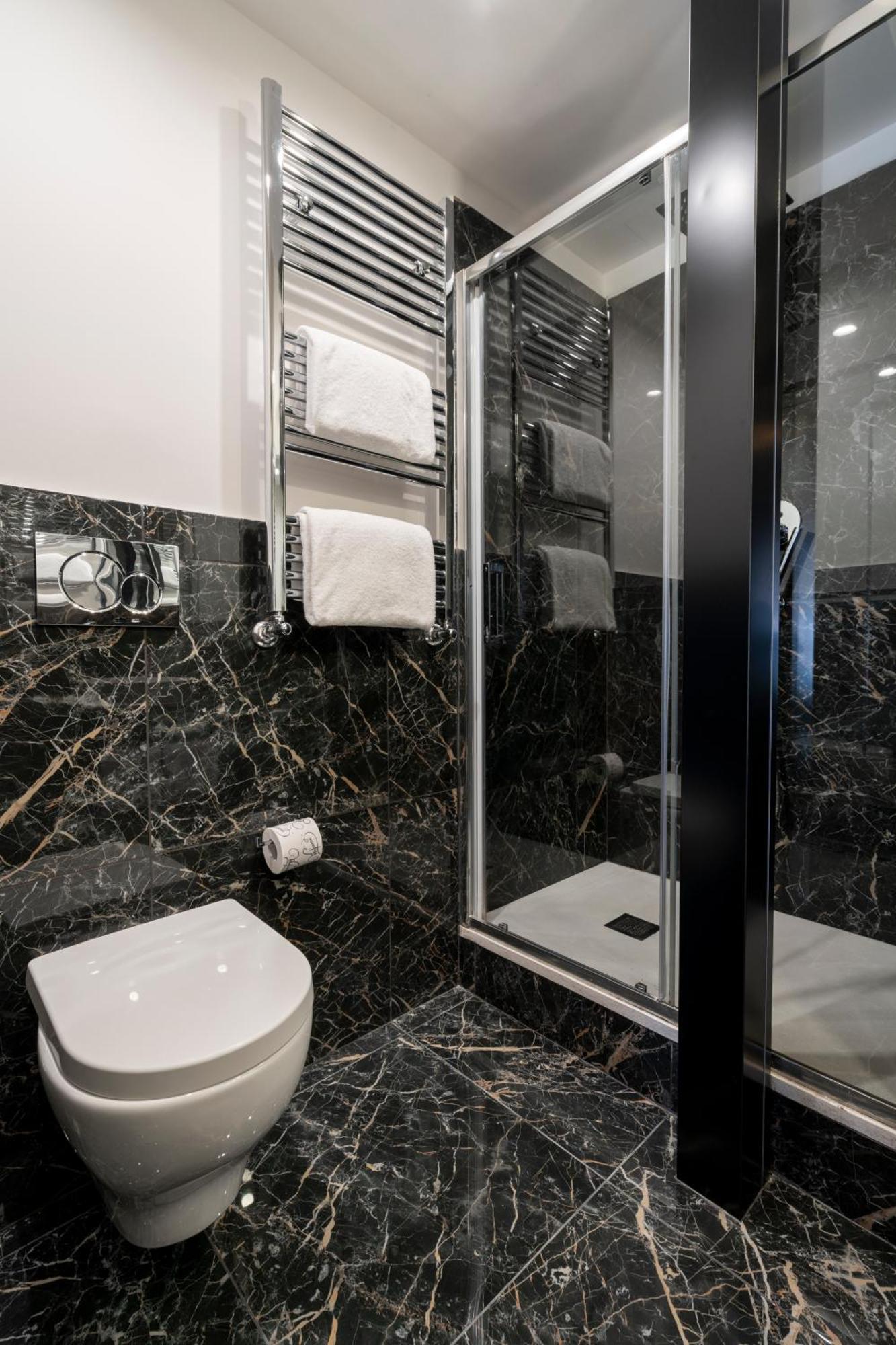Almait Hotel Рим Екстериор снимка
